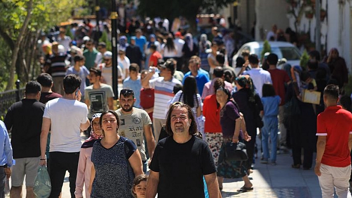 Somuncu Baba'da bayram yoğunluğu