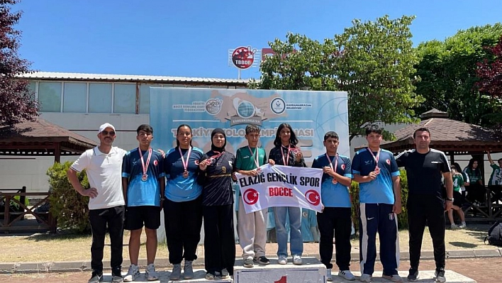Sporcular Ankara'dan madalyalarla döndü