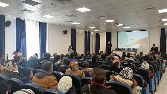 İletişim becerileri eğitimi