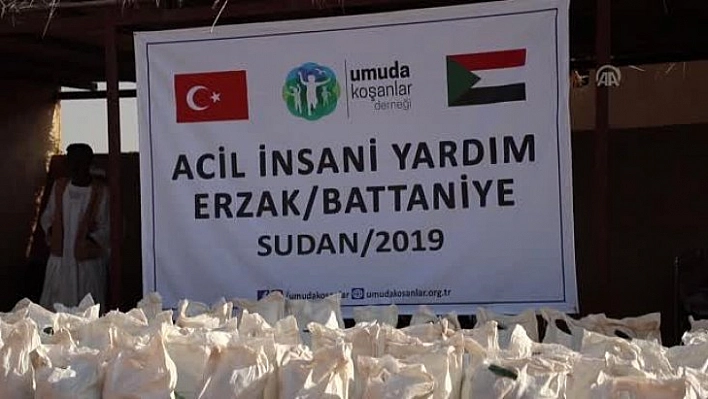 Sudan'daki sel mağdurlarına yardım