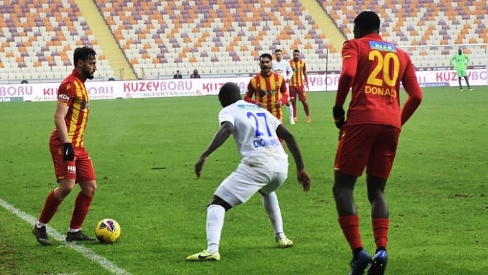 Süper Lig: Yeni Malatyaspor: 0 - Çaykur Rizespor: 1 (İlk yarı)