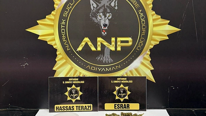 Şüpheli araçta uyuşturucu ele geçirildi: 3 gözaltı