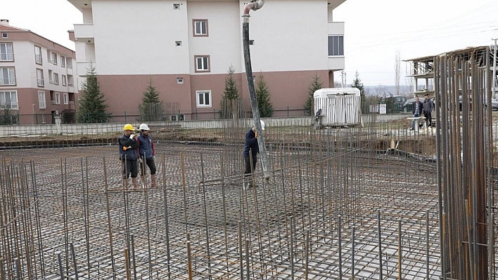 Yeni Camiinin temeli atıldı