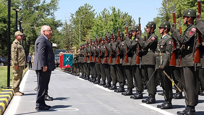 Güler, 2'nci Ordu Komutanlığını denetledi: Her türlü senaryoya hazırız...!