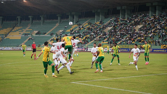 Trendyol 1. Lig: Şanlıurfaspor: 0 - Yeni Malatyaspor: 0 (Maç devam ediyor)