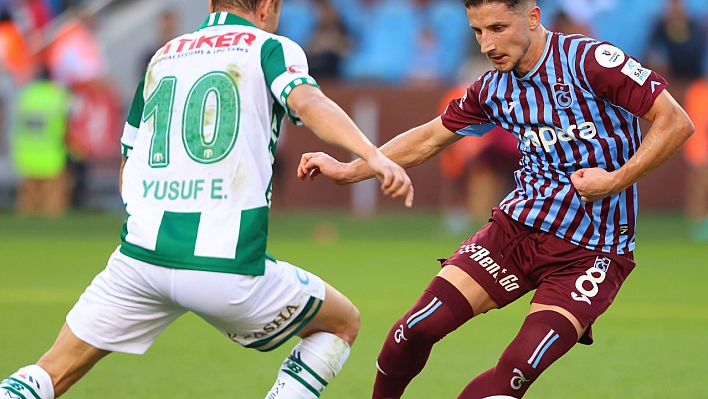 Trendyol Süper Lig: Trabzonspor: 2 - Konyaspor: 1 (İlk yarı)