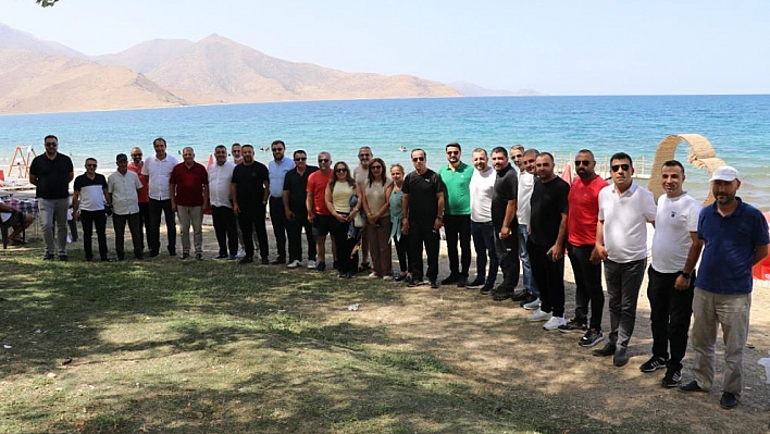 Turizm acenteleri bir araya geldi