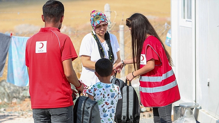 Türk Kızılay'dan Depremzede Öğrencilere Destek..!