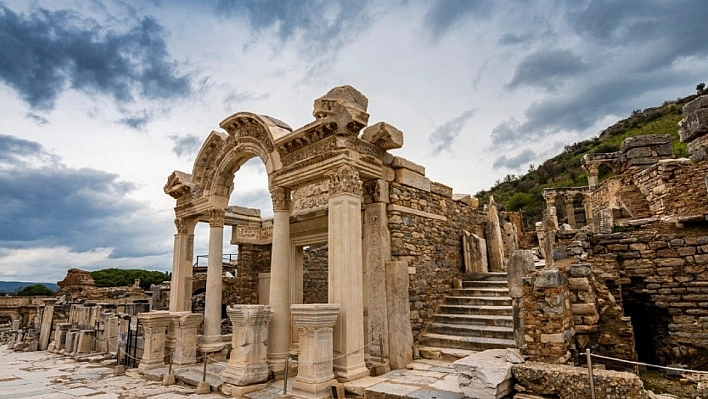 Türkiye'nin Zenginlikleri Göz Kamaştırıyor! UNESCO Listeyi Yayınladı: Malatya'da Var!