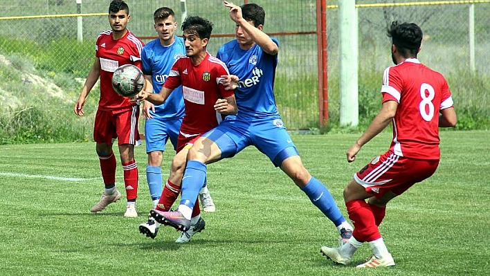 U21 berabere kaldı