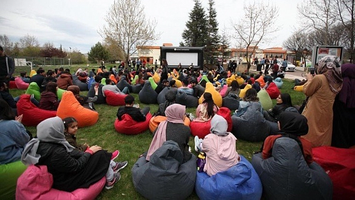 Film Festivali'ne başvuru yoğun