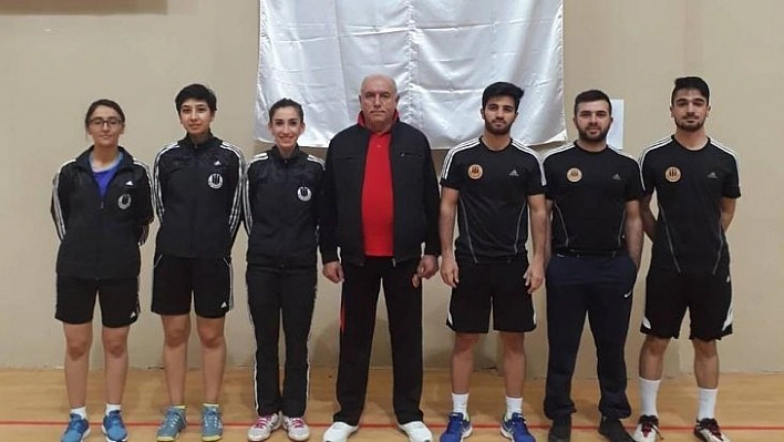 Üniversitelerarası Speedminton Turnuvasında büyük başarı