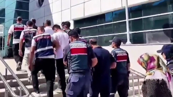 Uyuşturucu operasyonlarında yakalanan 43 şahıstan 8'i tutuklandı