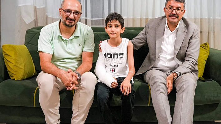 Vali Çelik'ten, Elyasa'ya geçmiş olsun ziyareti
