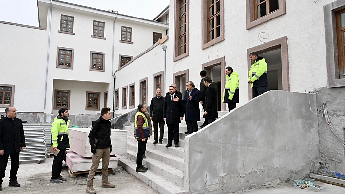 Vali Yavuz, Tamamlanması Gereken Ancak Yetişmeyen Binayı İnceledi!