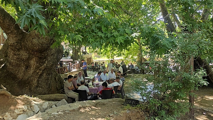 Vatandaşlar akın akın