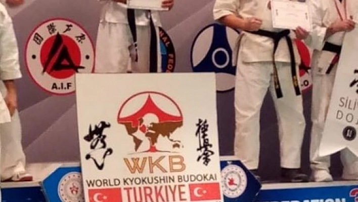 Wushu sporcuları başarılı döndü