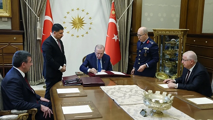 YAŞ kararları açıklandı: Yeni Genelkurmay Başkanı belli oldu!