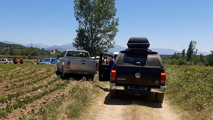 Yaşlı kadın tarlada ölü bulundu