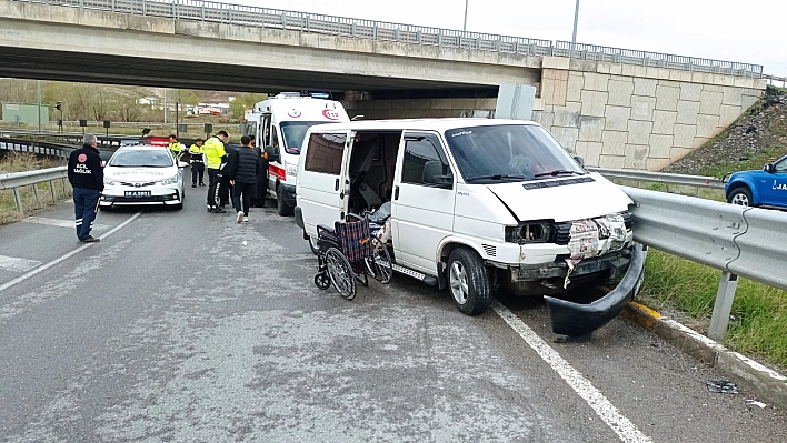 Törene giderken kaza yaptılar