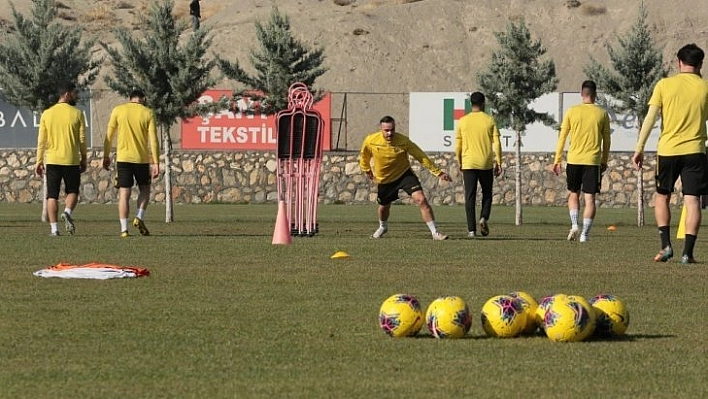 Gençlerbirliği mesaisi başladı