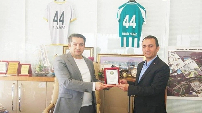 Yeşilyurt Belediyespor'a plaket