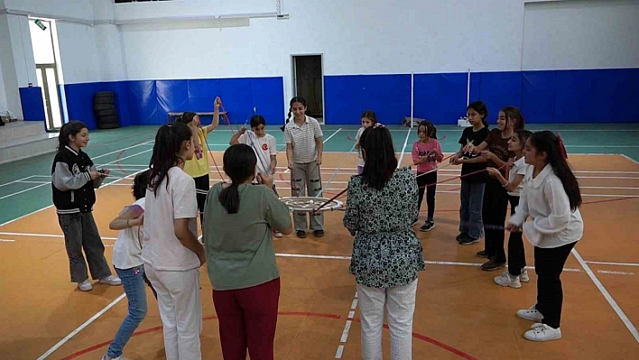 Yeşilyurt'taki çocuk şenliği