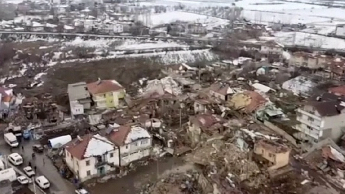 Yıkım dron ile görüntülendi