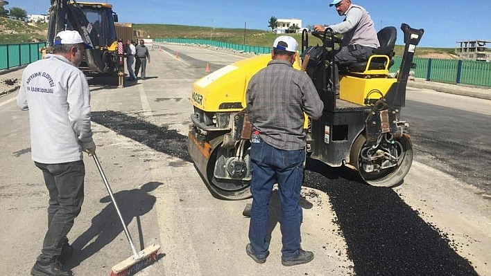 Yıpranan yollar onarılıyor