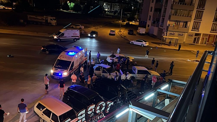 Zincirleme trafik kazası: 4 yaralı