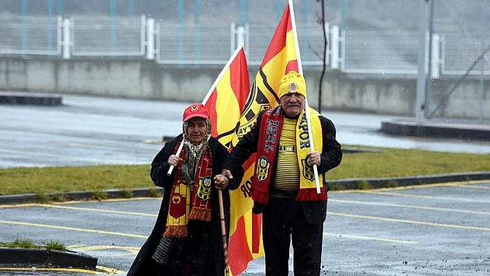 Zirve yürüyüşü heyecanlandırıyor