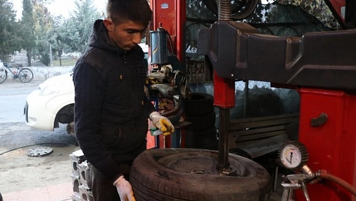 Zorunlu kış lastiği uygulaması