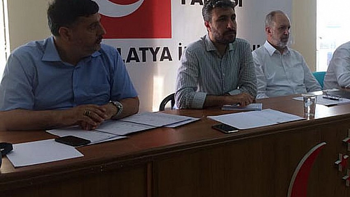 Kutuplaşarak sorunlar aşılmaz