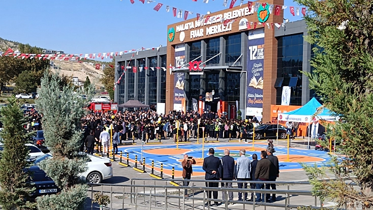 Malatya 12. Kitap ve Kültür Fuarı kapılarını açtı