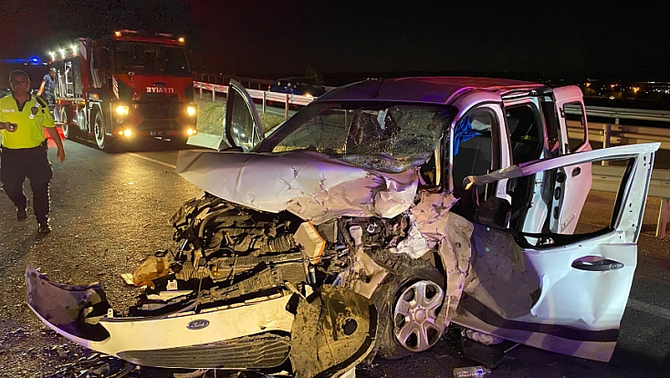 Malatya Kuzey Çevre Yolunda feci kaza: Araçlar kafa kafaya çarpıştı! 6 yaralı