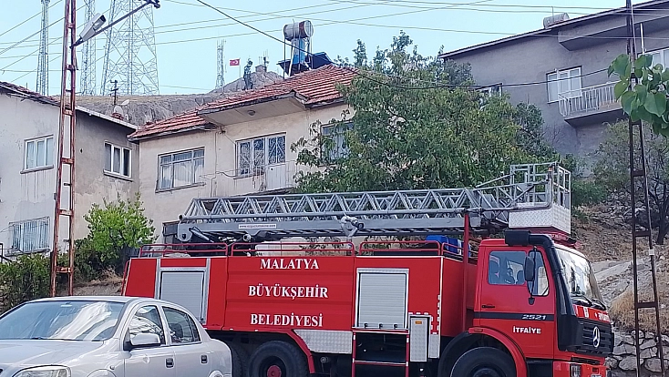 Malatya’da emekli öğretmen evinde ölü bulundu