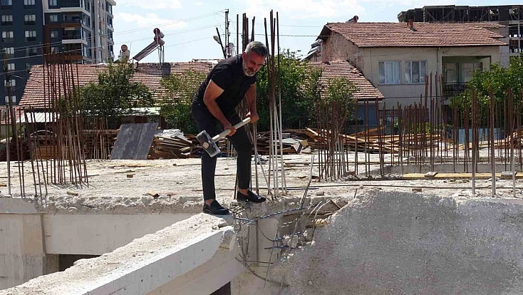 Malatya’da 105 dairelik inşaatta skandal: Firma kendi projesini yıktı
