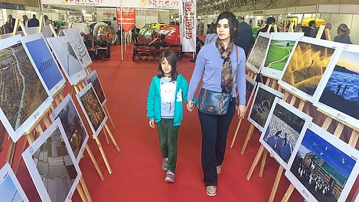 Fuarda fotoğraf sergisi 