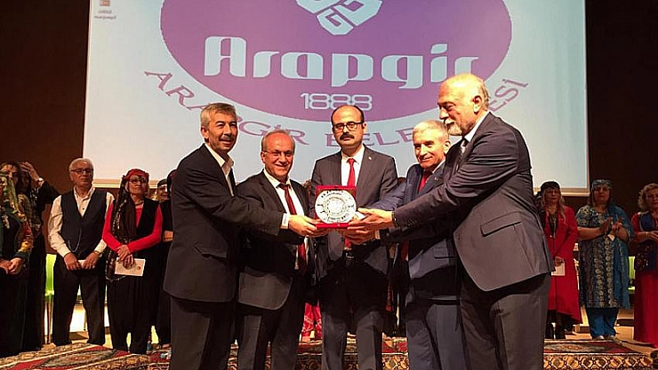 Türk halk müziği konseri 