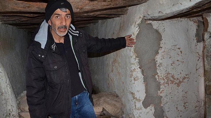 Yetkililerden yardım bekliyor 