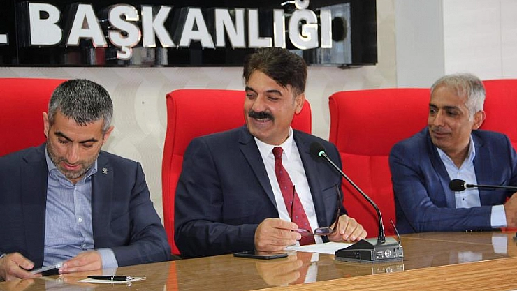 Eğitimci Kaya aday adayı 