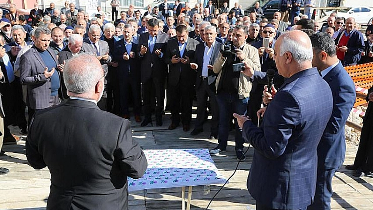 Caminin temeli atıldı 