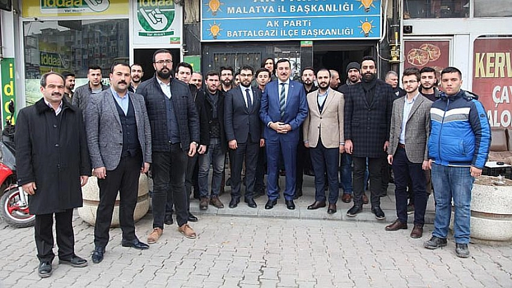 Gençlerin önünü açan partiyiz