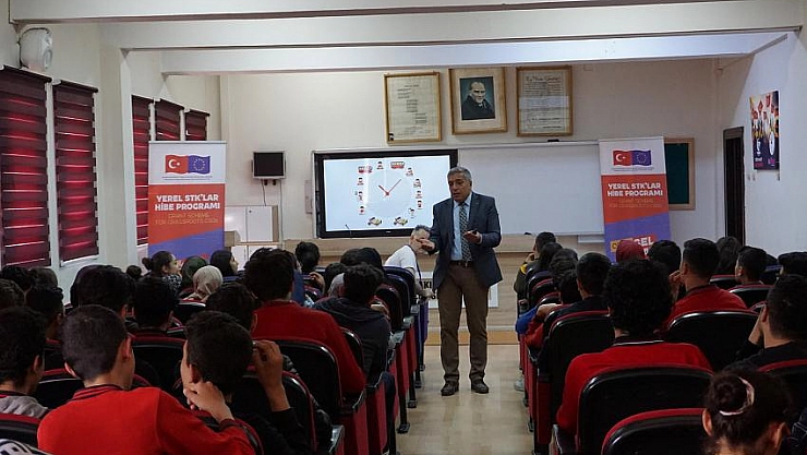 Doğa eğitimi verildi 