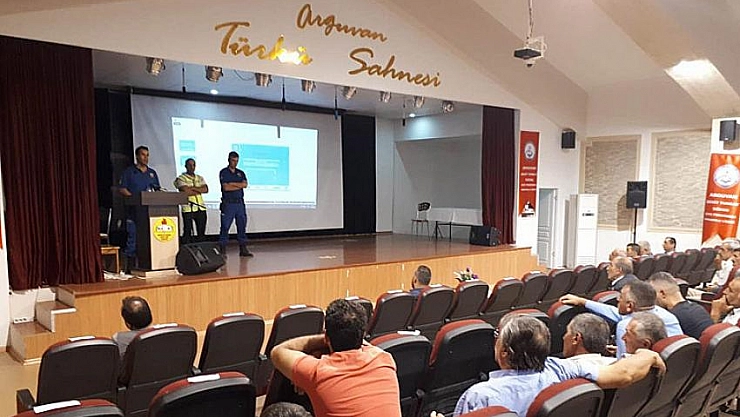Trafik eğitimi verildi