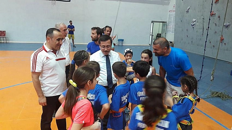 40 sporcu katıldı