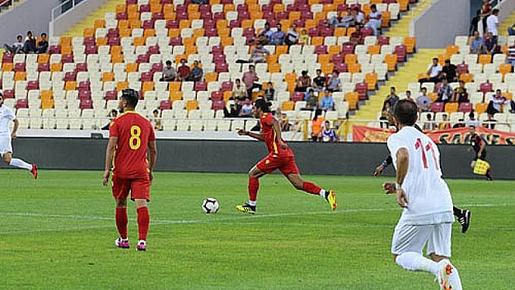 İsmail alkış aldı