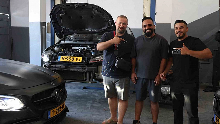 Gurbetçiler 10 milyonluk araçlarını Elazığlı ustalara emanet ediyor