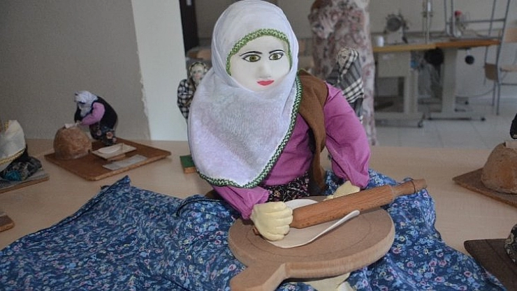 Azet Bacı barbie bebeğe rakip