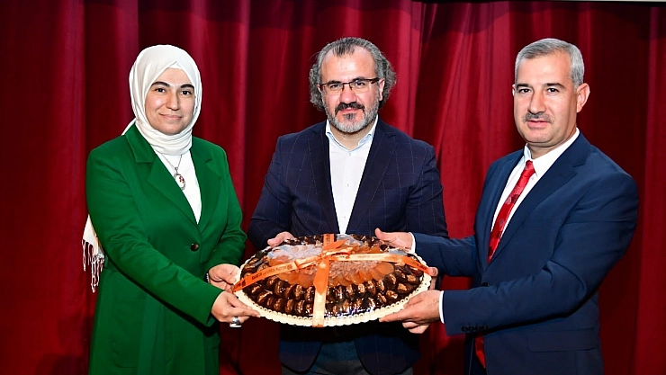 Seminere yoğun ilgi